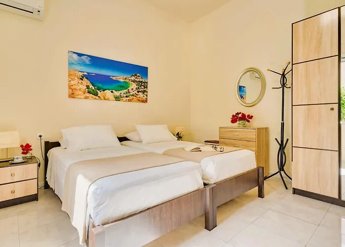 Barbara's * Rhodes City